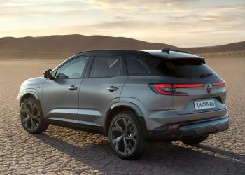 أسعار رينو أوسترال 2024 الجديدة  في مصر |صور