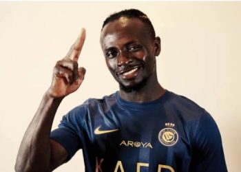 رسميًا..  السنغالي ساديو ماني ينتقل إلى النصر السعودي | صور