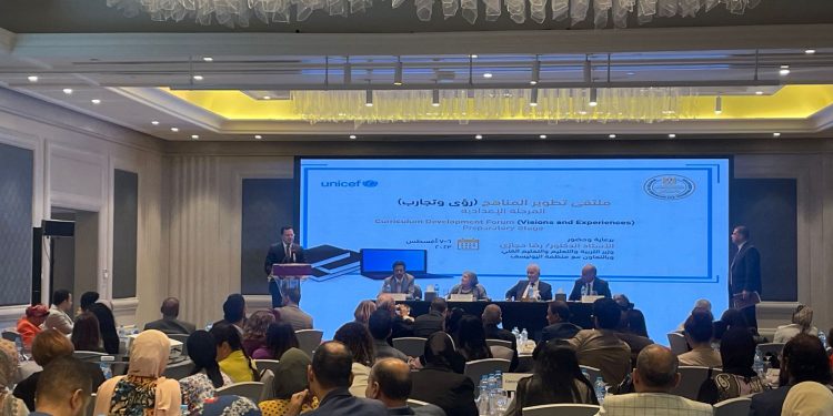 وزير التربية والتعليم : إعلان الخطة الاستراتيجية للتعليم 13 أغسطس