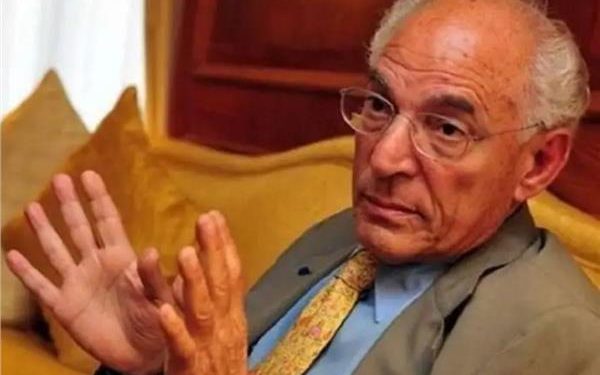 فاروق الباز: حان الوقت ليستعيد التعليم المصري ريادته