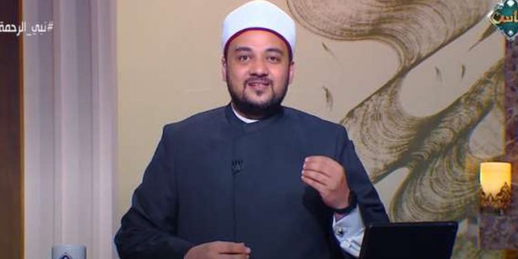 أستاذ حديث: وثيقة القاهرة لأخلاقيات الفضاء الإليكترونى خطوة لتجديد الخطاب الديني