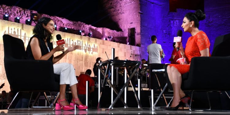 الفنانة نسمة عبدالعزيز : بدايتي كانت من مهرجان القلعة