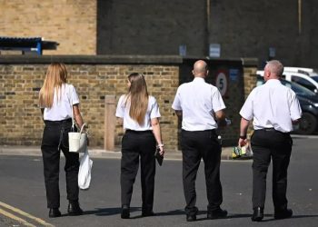 مطاردة السجين الهارب.. مركبة مشبوهة في إنجلترا تستنفر الشرطة قرب المانش