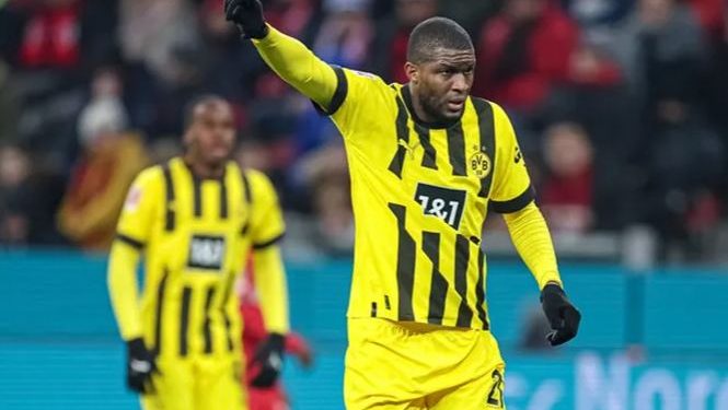 غداً الاثنين .. موعد وصول “موديست” القاهرة للتوقيع الرسمي للأهلى