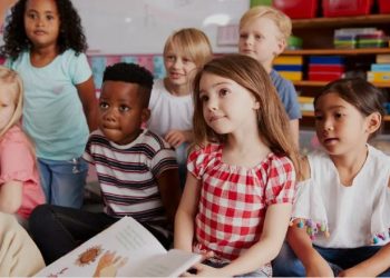 استشارى دولى : تعليم الأطفال البرمجة مفيد وينمى مهاراتهم العلمية