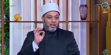 أزهري : هذا جزاء من يفرج كرب الناس يوم القيامة |فيديو 