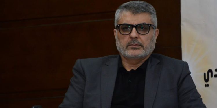 الدكتور احمد قيس يصدر كتاب «الاضرحة والمقامات المقدسة في فلسطين»