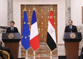 إيمانويل ماكرون : قمة القاهرة للسلام وضعت أسسا لوقف الحرب والعودة للتهدئة