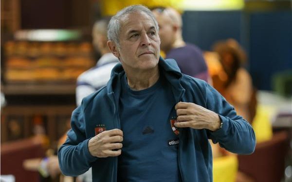 مفاجأة فى تشكيل الاهلي أمام ميدياما الغاني بدوري الابطال