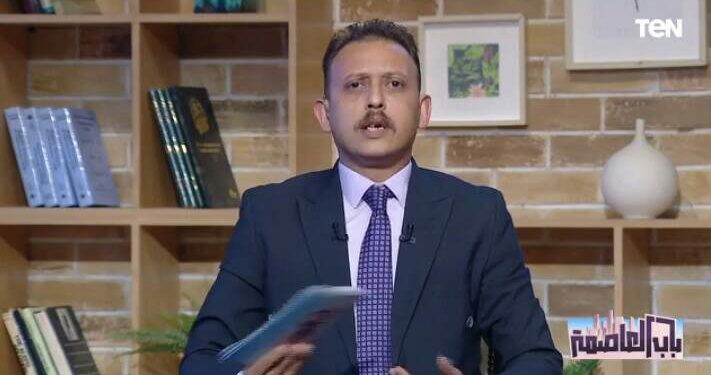 احمد مصطفي لـ بيومى فؤاد ما فعلتة نقطة سوداء فى تاريخك ولن تمر مرور الكرام