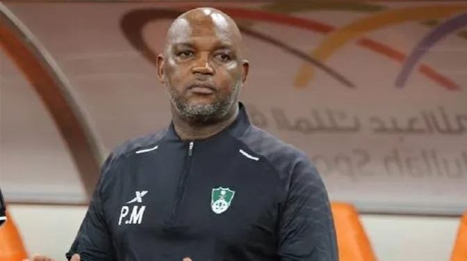 بيتسو موسيماني يهاجم الدوري الأفريقي بسبب الزمالك