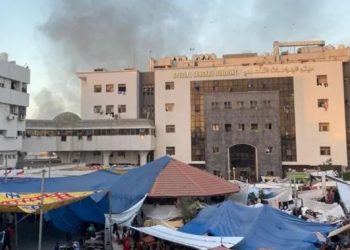 بعد 10 أيام من اقتحامه.. جيش الاحتلال ينسحب من مجمع الشفاء في غزة