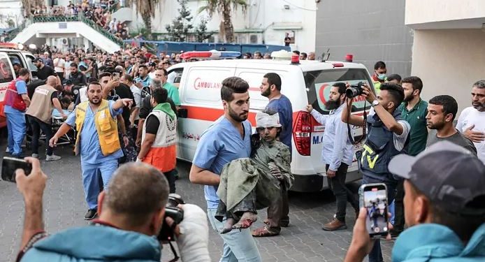 مدير إسعاف غزة: الاحتلال يرتكب مجازر بحق المدنيين والأطقم الطبية