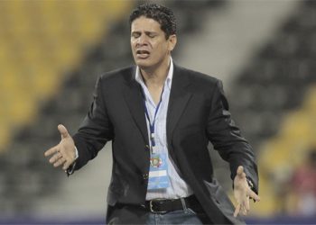 ايمن الرمادي يفتح النار علي حكم مباراة الاهلي”لا أشعر بالعدالة التحكيمية”