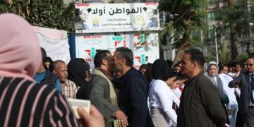   الناخبون يسطرون ملحمة وطنية أمام لجان الاقتراع في العرس الانتخابي