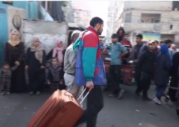 نزوح جماعي إلى جنوب غزة فرارا من القصف الإسرائيلي المكثف