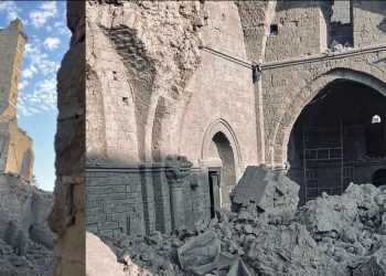 حماس تتهم إسرائيل بتدمير أقدم وأكبر مسجد في غزة