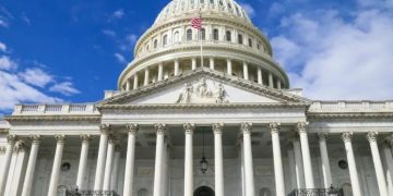 البيت الأبيض: نواصل العمل مع مصر وقطر لتمديد هدنة غزة