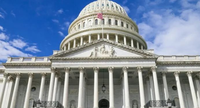 البيت الأبيض: نواصل العمل مع مصر وقطر لتمديد هدنة غزة