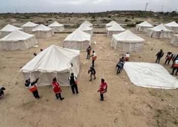 الهلال الأحمر الفلسطيني: نتعاون مع مصر لإنشاء أول مخيم منظم للنازحين في خان يونس