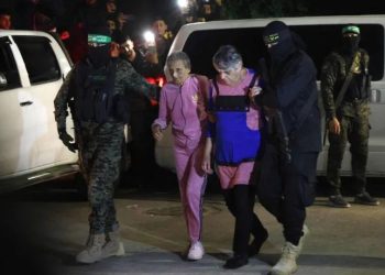 إعلام إسرائيلي: صفقة محتملة تتضمن 30 إلى 40 محتجزا مقابل أسرى فلسطينيين بارزين