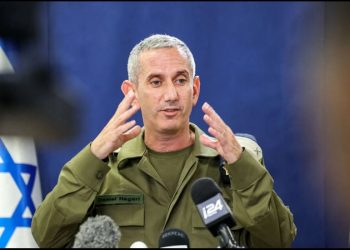 جيش إسرائيل يصف فيديو الرهائن الكبار بـ”الإرهابي والإجرامي”