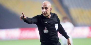 طاقم حكام مصري بأمم إفريقيا .. محمد عادل يدير مباراة مالي وجنوب إفريقيا