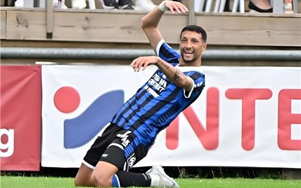 رسميا .. الاهلي يضم الفلسطيني وسام أبو علي أربعة مواسم ونصف