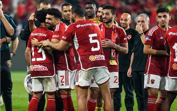 الأهلي يسعى لـ تجديد عقود اللاعبين في فترة التوقف الدولي