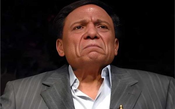 رسمياً .. عادل إمام يعتزل الفن.. وابنه رامي  يؤكد: «مستمتع بالحياة مع الأحفاد»