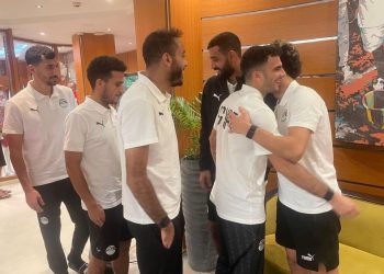 إمام عاشور يغادر المستشفى.. وهذا ما قاله عن إصابته|صور