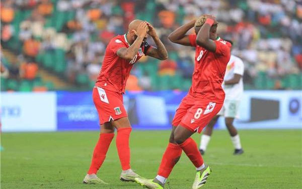 غينيا تضرب الاستوائية بهدف قاتل وتنتظر الفائز من مصر والكونغو فى دور الـ8 بأمم إفريقيا