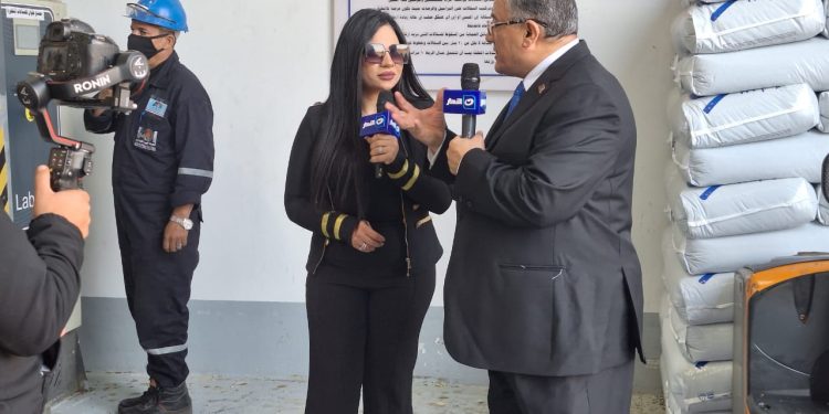 جينا فتحي تقوم بجولة خاصة من قلب مصنع حلوان للصناعات المتطورة على النهار.. الجمعة