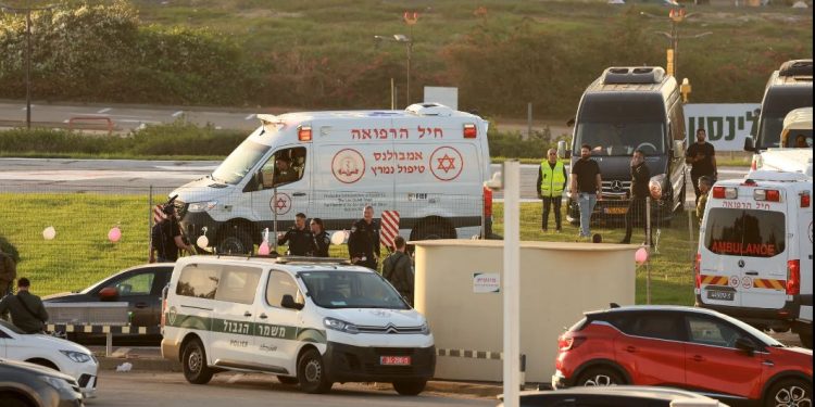 إسرائيل تلغي قرار “استقبال الجرحى”.. ووزير الصحة يبرر