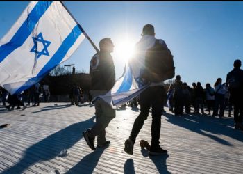 وزارة الداخلية الألمانية : يمكن للإسرائيليين البقاء بالبلاد لمدة 90 يوما دون تأشير