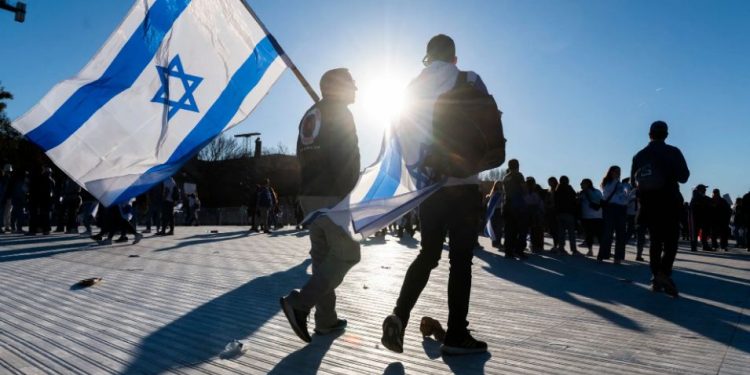 وزارة الداخلية الألمانية : يمكن للإسرائيليين البقاء بالبلاد لمدة 90 يوما دون تأشير