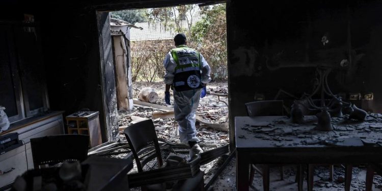 مستوطنون يرفضون”رشوة العودة” لمنازلهم في غلاف غزة