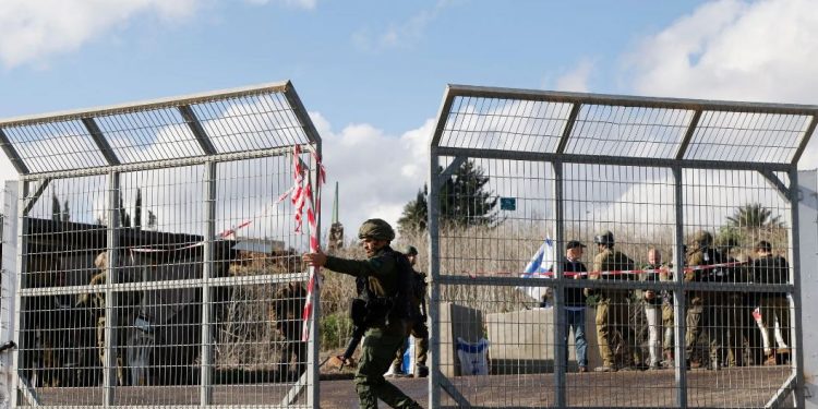 الجيش الإسرائيلي: نسحب جنودا من غزة “لكنهم سيعودون”