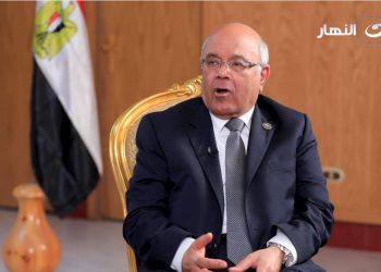 الإزالة والغرامة والحبس ..النائب محمد الفيومي يكشف عقوبة مخالفة الاكواد