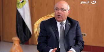 الإزالة والغرامة والحبس ..النائب محمد الفيومي يكشف عقوبة مخالفة الاكواد