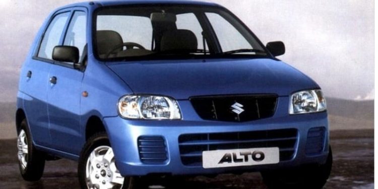 بـ 140 ألف جنيه .. إشترى أرخص سيارة هاتشباك في مصر |صور