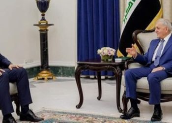 على هامش موتمر المياه…الرئيس العراقي يجتمع مع وزير الري