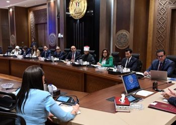 رئيس الوزراء يترأس الاجتماع الأول للمجموعة الوزارية للتنمية البشرية