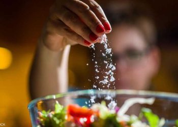 نصائح الخبراء…أفضل المكسرات لفقدان الوزن