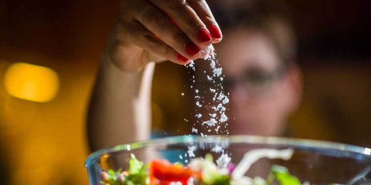 نصائح الخبراء…أفضل المكسرات لفقدان الوزن