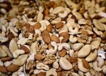 نصائح الخبراء…أفضل المكسرات لفقدان الوزن