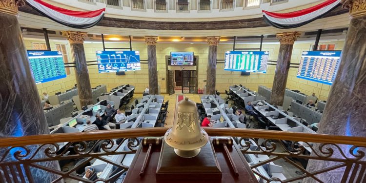 محلل سوق المال يكشف أسباب تراجع البورصة المصرية | فيديو