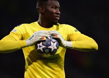 واقعة غريبة بين أندريه اونانا وهالاند يكسب الرهان