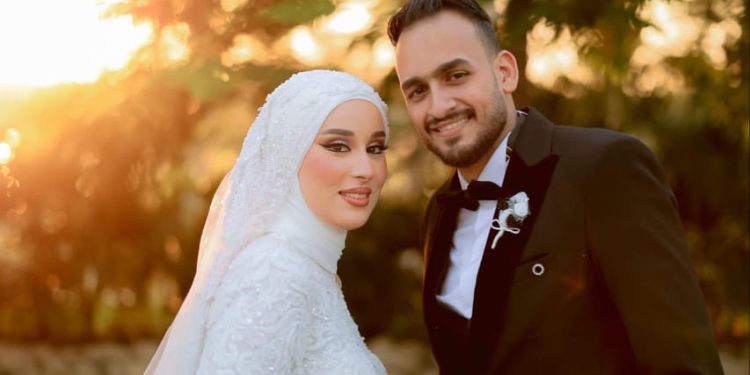 بالصور.. بعد قصة حب طويلة.. علا غنيم تحتفل بزواجها على علاء حسين طنطاوي