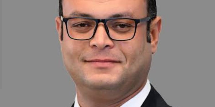 م.شريف الشربيني يستجيب لاستغاثة قاطني الموقع 76 بحدائق العاصمة